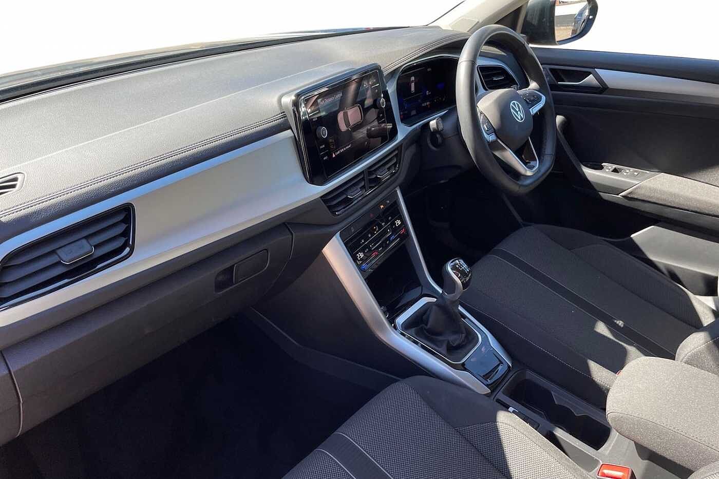 Volkswagen T-ROC Life 1.0 TSI 110PS 6-speed Manual 5 Door