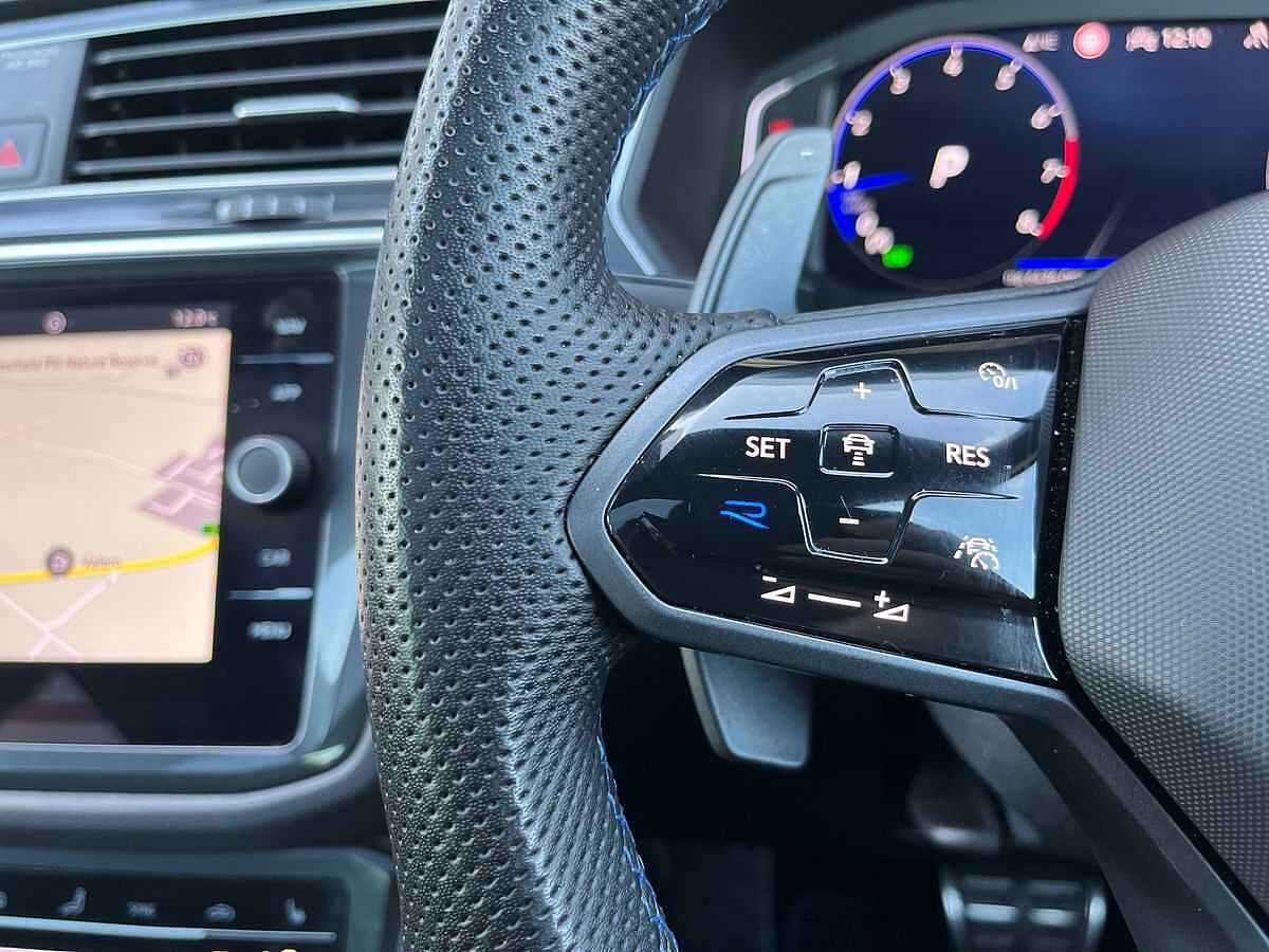 Volkswagen Tiguan 2.0 TSI 320 4Motion R 5dr DSG
