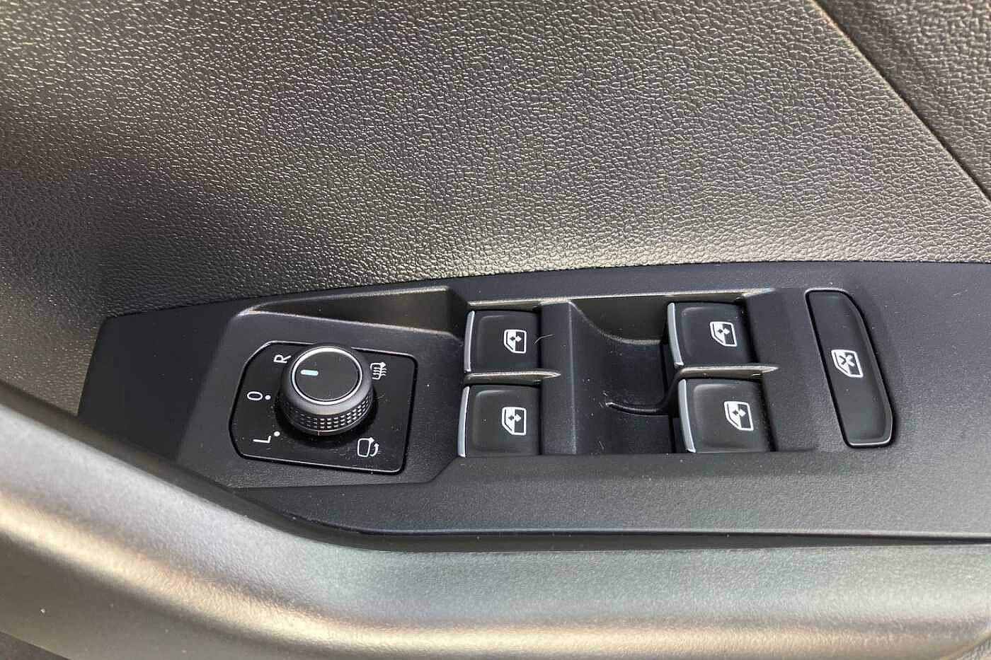 Volkswagen T-Cross 1.0 TSI (110ps) R-Line Hatchback
