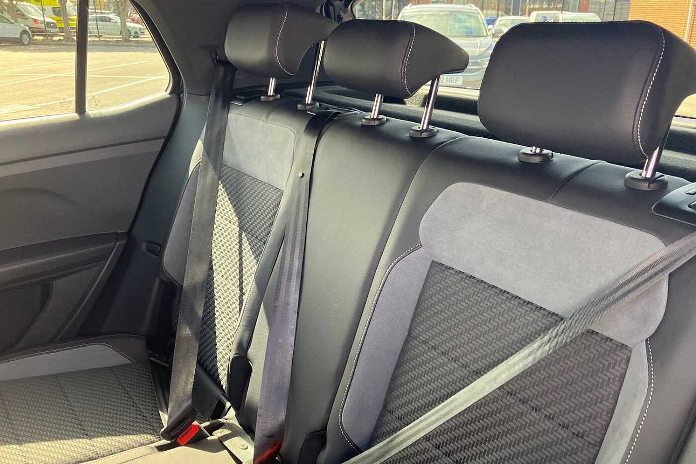 Volkswagen T-Cross 1.0 TSI (110ps) R-Line Hatchback