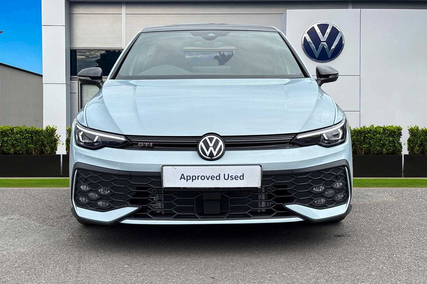 Volkswagen Golf GTI 2.0 TSI (265ps) DSG ⭐Queenstown Alloys, Black package, Sunroof, Area view⭐