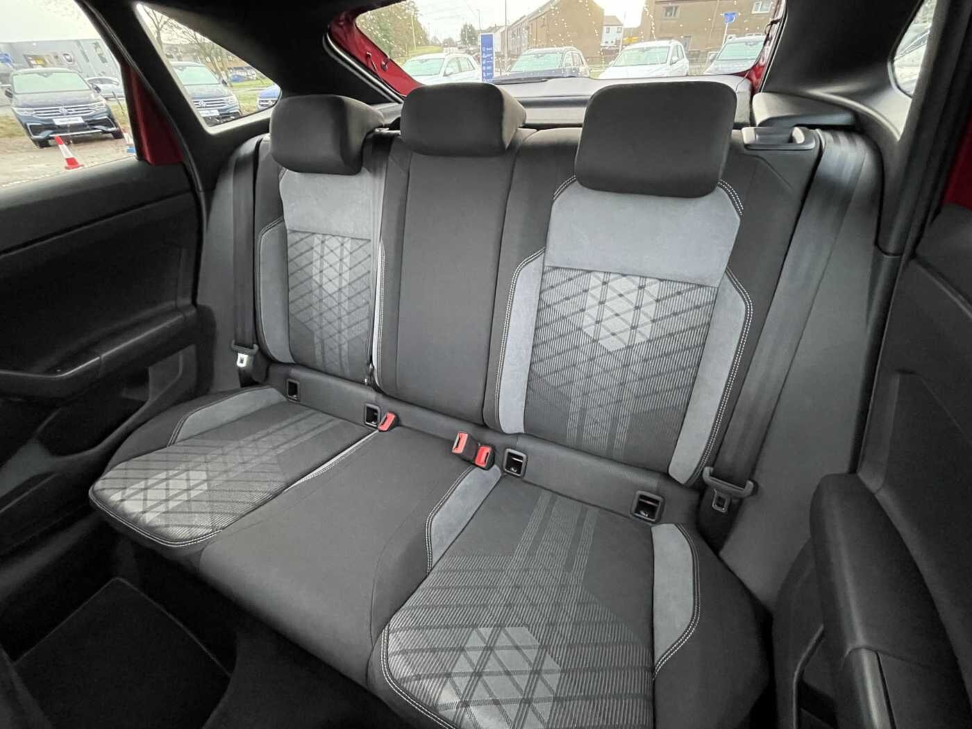 Volkswagen Taigo 1.5 TSI 150PS R-Line DSG