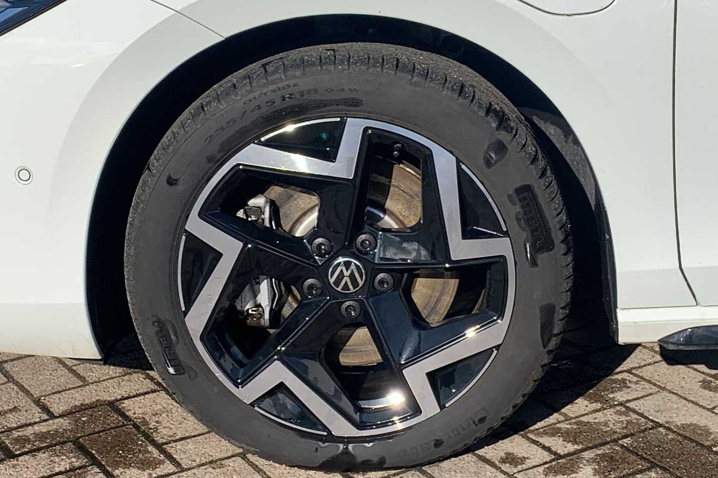 Volkswagen Passat Estate 1.5 TSI 204PS eHybrid R-Line DSG