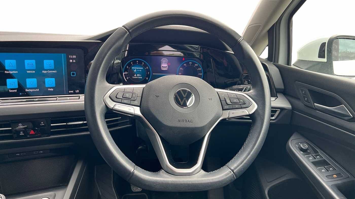 Volkswagen Golf MK8 Hatchback 5-Dr 1.5 TSI (130ps) Style EVO