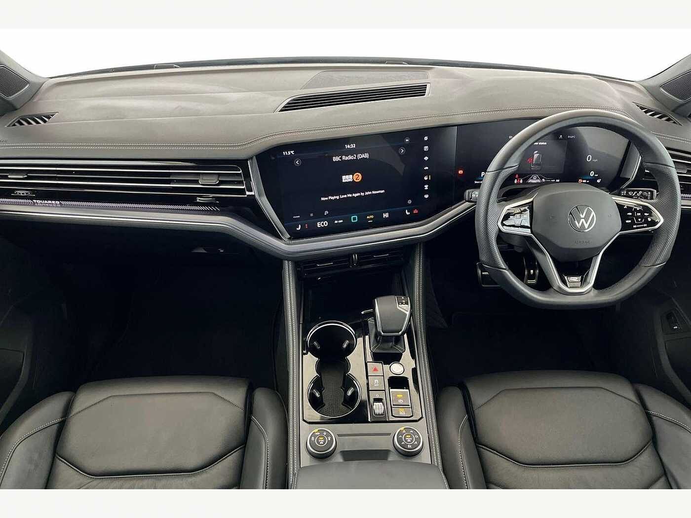 Volkswagen Touareg 3.0 TDI V6 Black Edition SUV 5dr Diesel Tiptronic 4Motion Euro 6 (s/s) (286 ps)