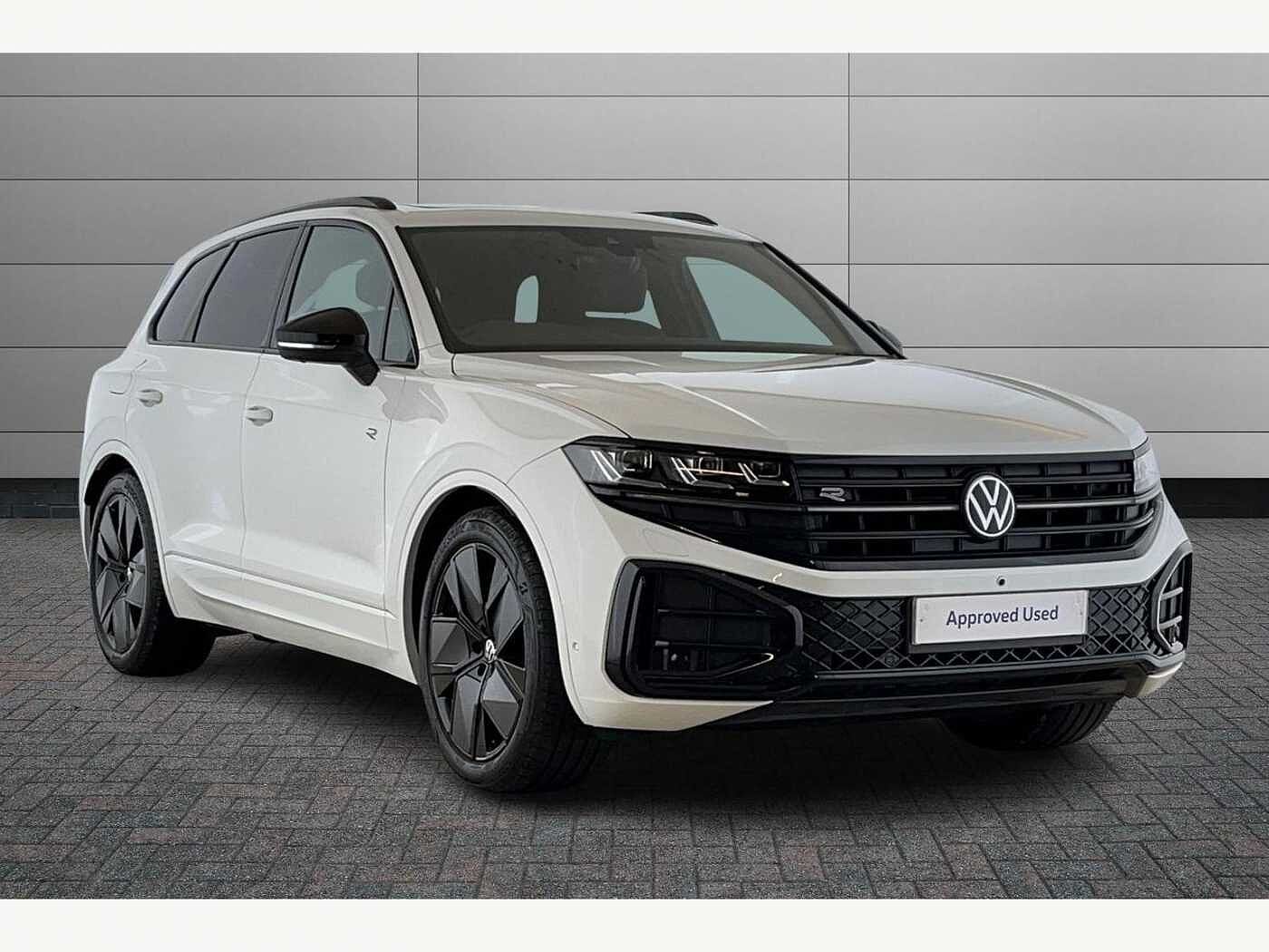 Volkswagen Touareg 3.0 TDI V6 Black Edition SUV 5dr Diesel Tiptronic 4Motion Euro 6 (s/s) (286 ps)