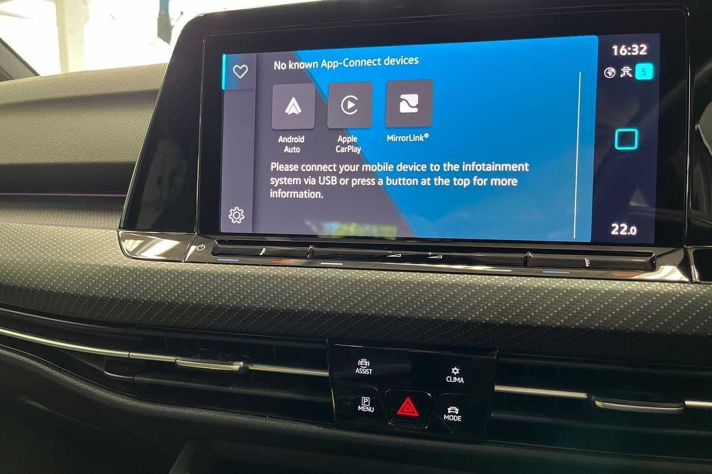 Volkswagen Golf 1.5 eTSI MHEV R-Line Hatchback 5dr Petrol Hybrid DSG Euro 6 (s/s) (150 ps) 18 Be