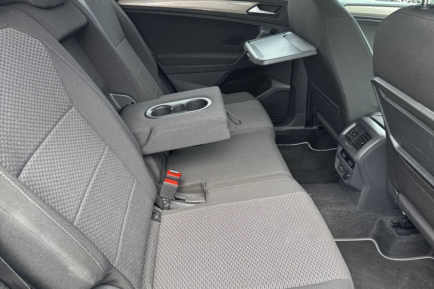 Volkswagen Tiguan Allspace 2.0 TDI Match SUV 5dr Diesel DSG 4Motion Euro 6 (s/s) (150 ps) 7 seater & 4WD!