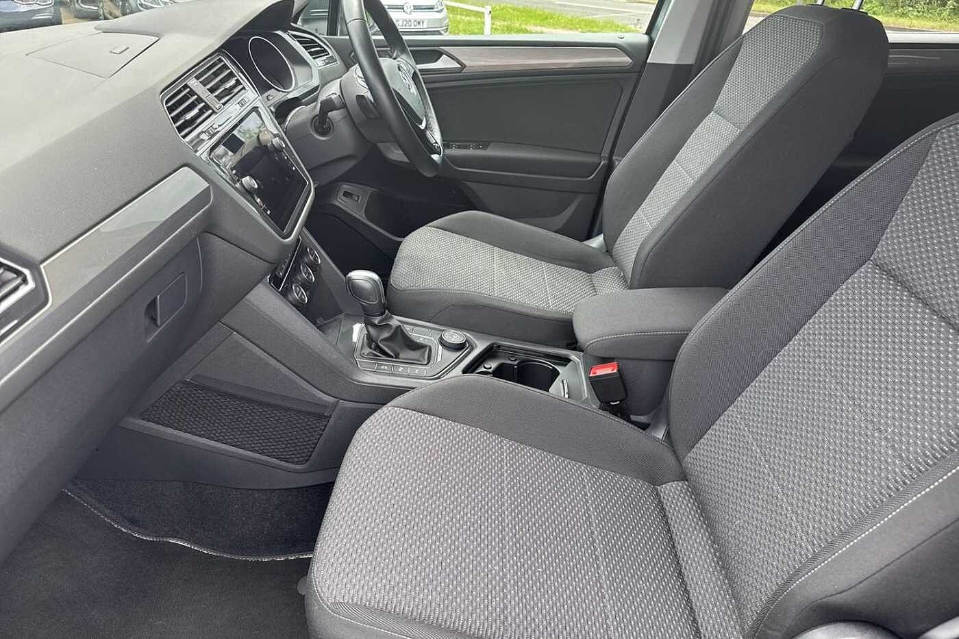 Volkswagen Tiguan Allspace 2.0 TDI Match SUV 5dr Diesel DSG 4Motion Euro 6 (s/s) (150 ps) 7 seater & 4WD!