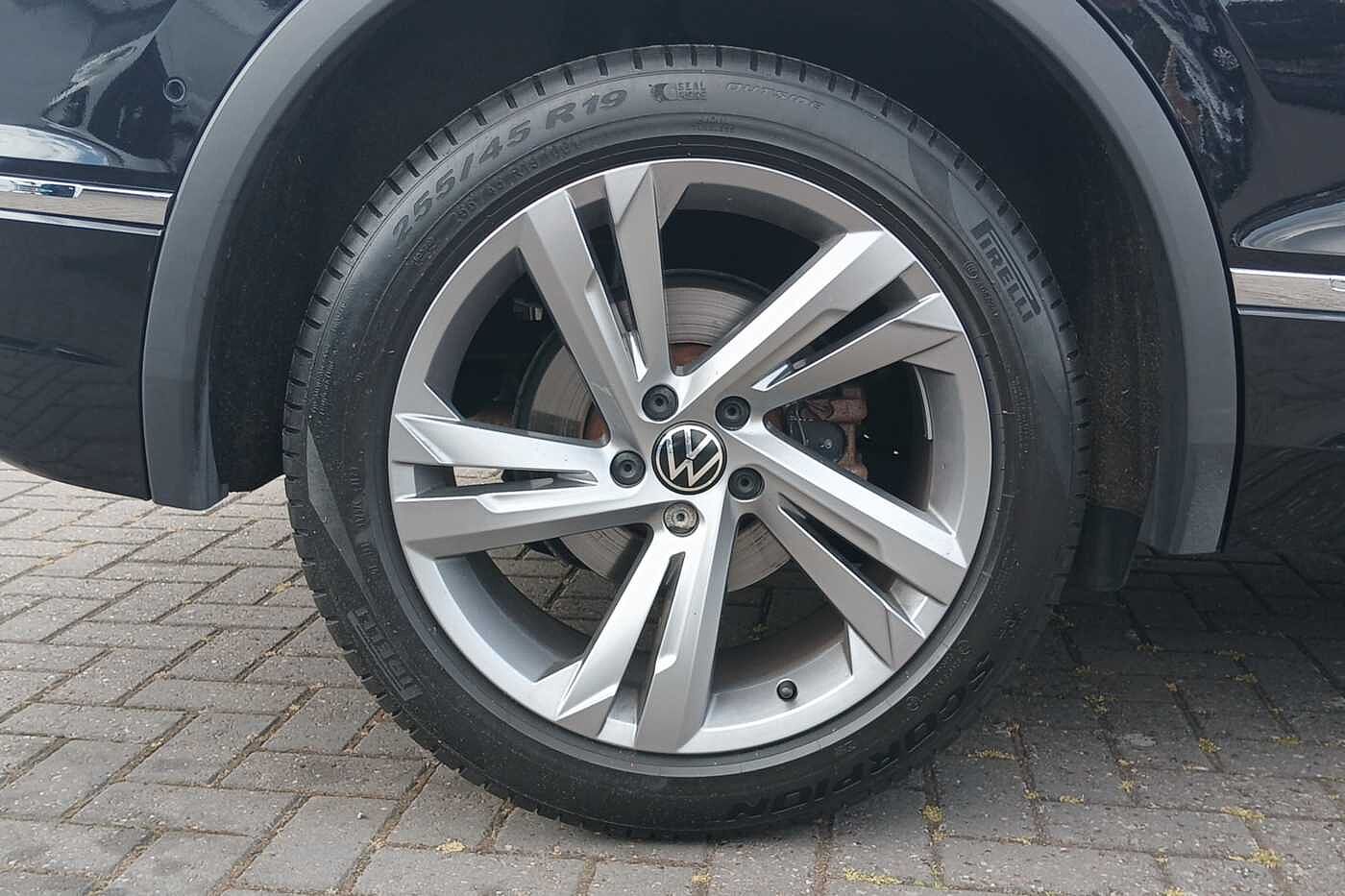 Volkswagen Tiguan R-Line Launch Edition 2.0 TDI 150PS DSG