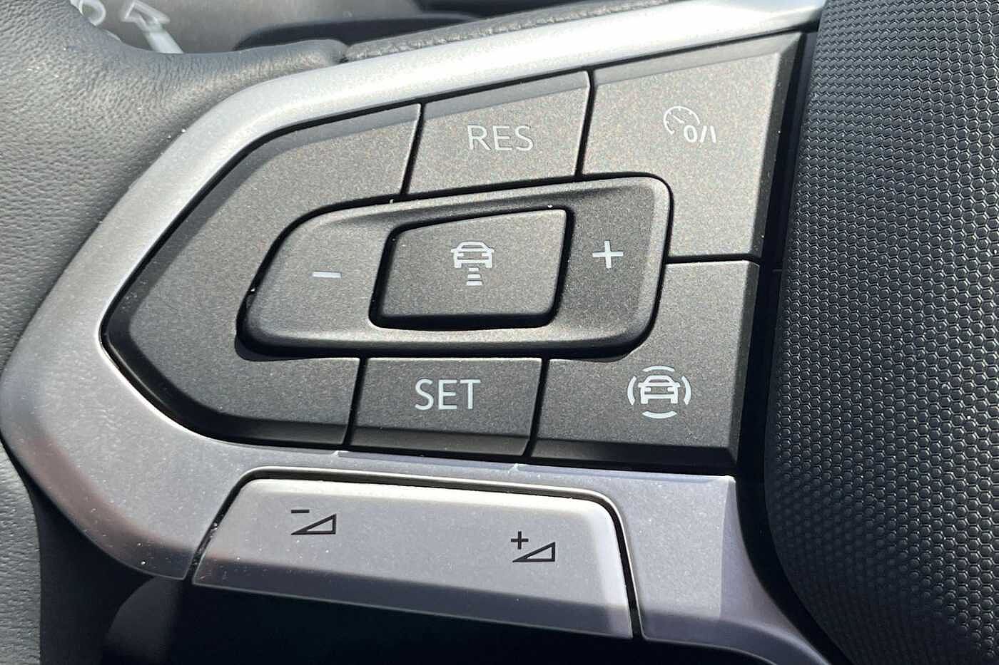 Volkswagen Tiguan 1.4 TSI 13kWh Elegance SUV 5dr Petrol Plug-in Hybrid DSG Euro 6 (s/s) (245 ps)