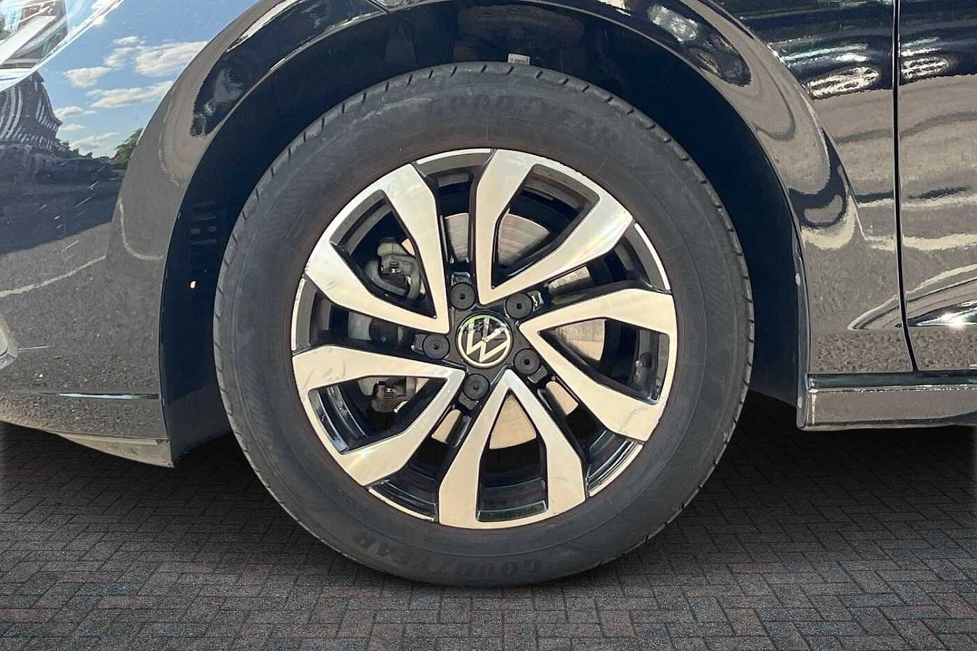 Volkswagen Golf 1.5 TSI Active Hatchback 5dr Petrol Manual Euro 6 (s/s) (130 ps)