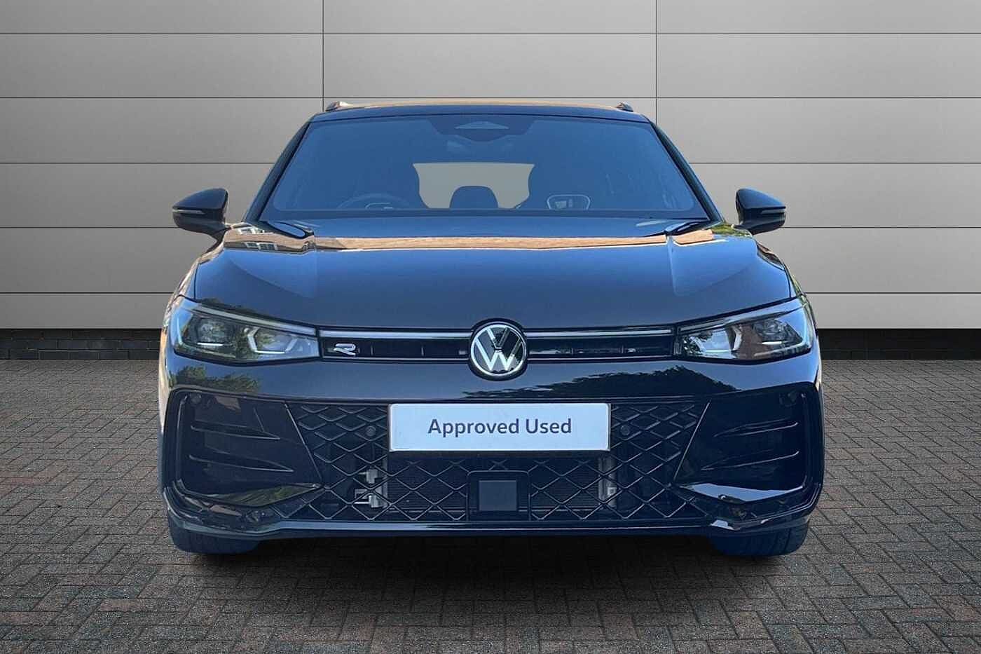 Volkswagen Passat 1.5 eTSI MHEV R-Line Estate 5dr Petrol Hybrid DSG Euro 6 (s/s) (150 ps)