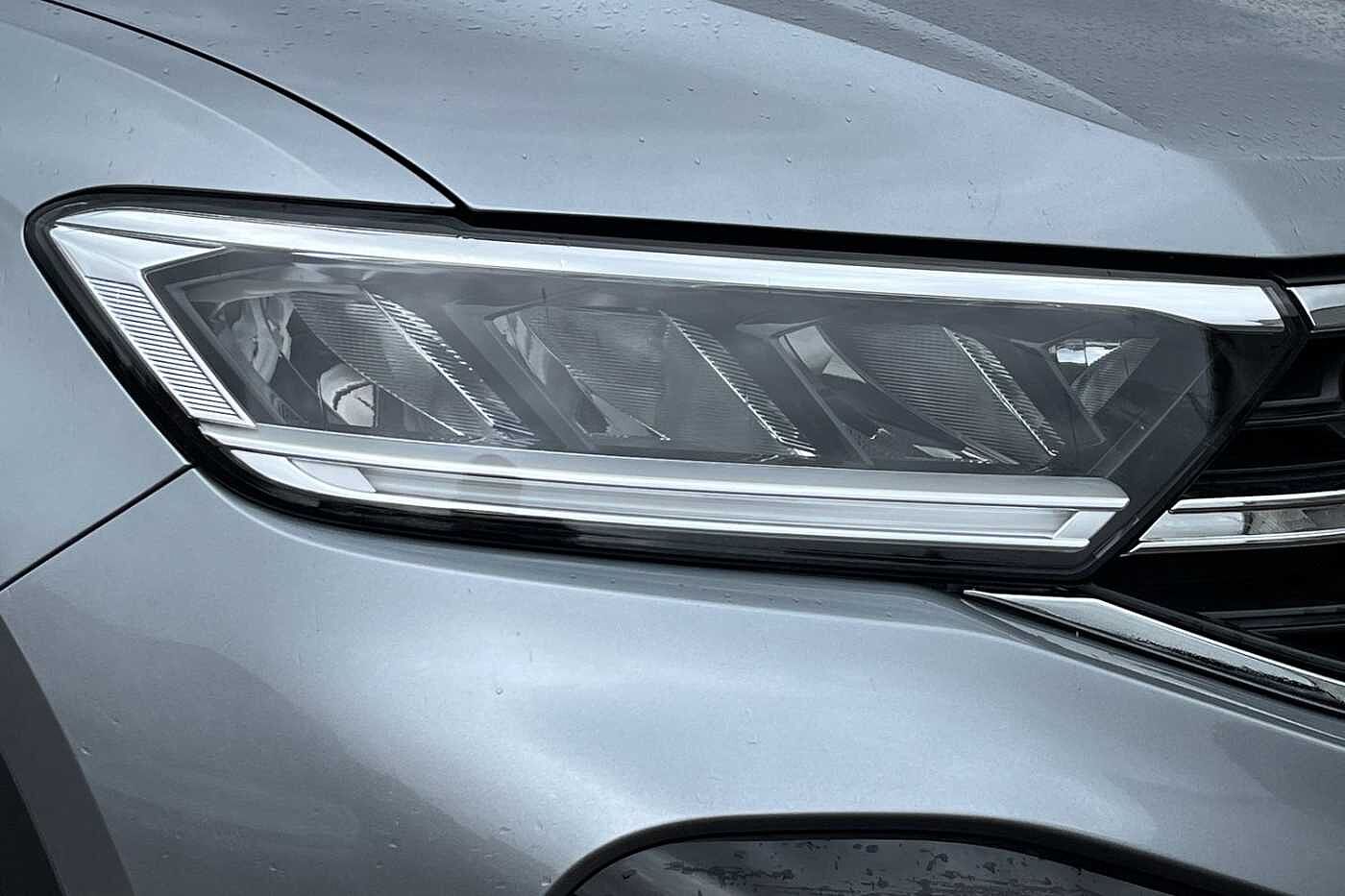 Volkswagen T-Roc 1.5 TSI R-Line SUV 5dr Petrol DSG Euro 6 (s/s) (150 ps)