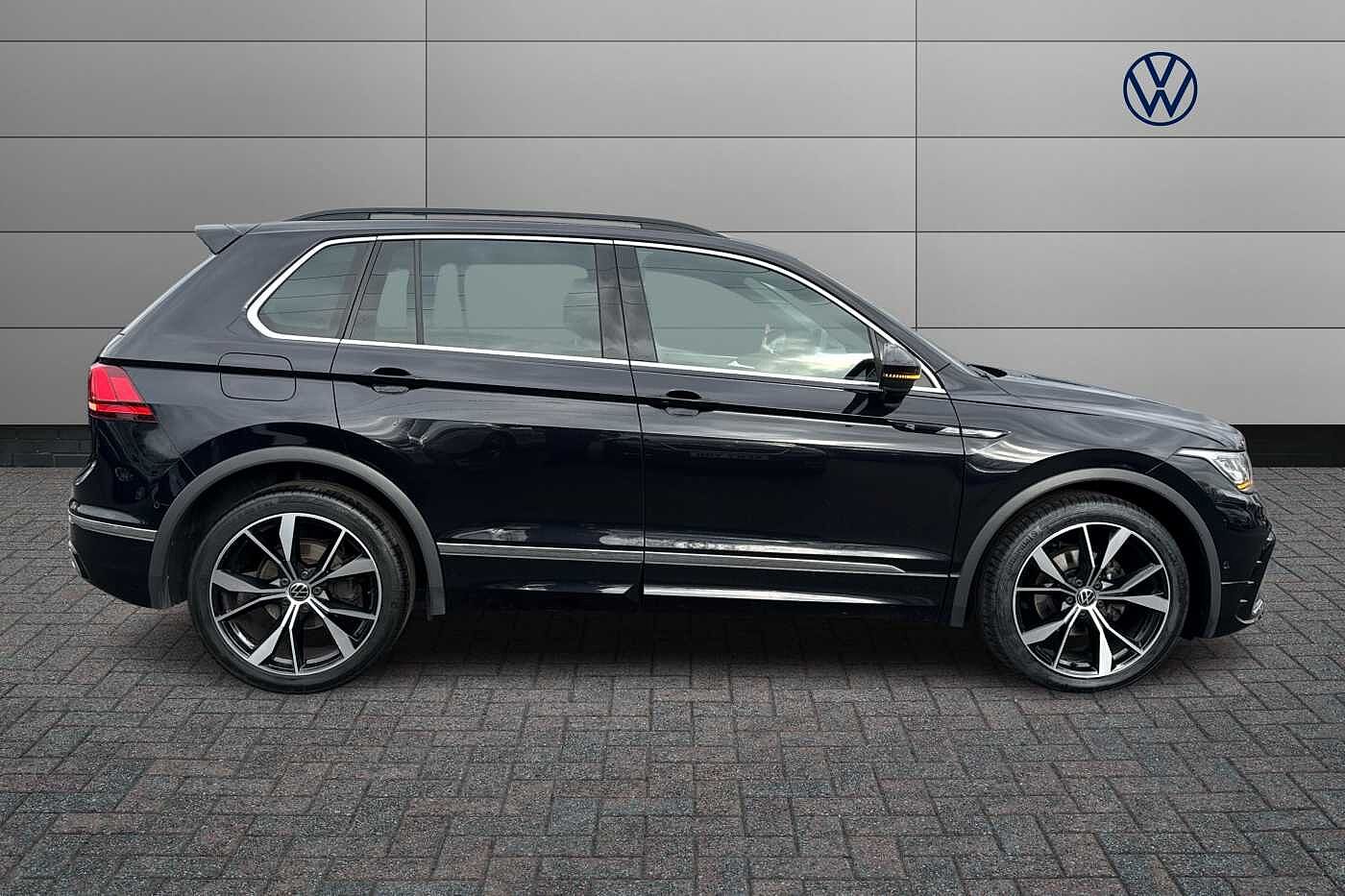 Volkswagen Tiguan 2.0 TDI (150PS) R-Line SCR 4Motion DSG