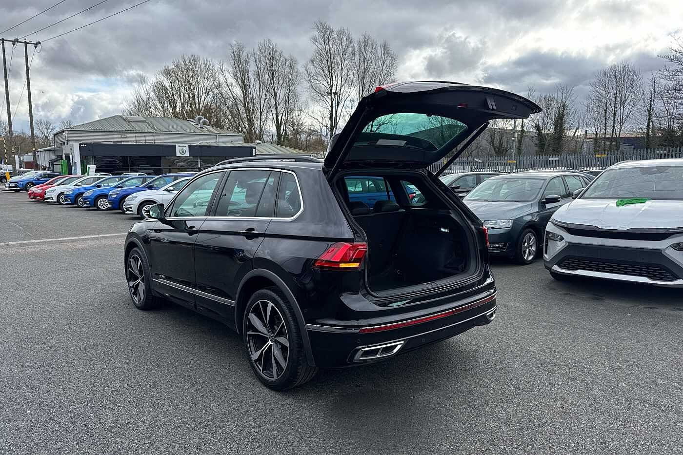 Volkswagen Tiguan 2.0 TDI (150PS) R-Line SCR 4Motion DSG
