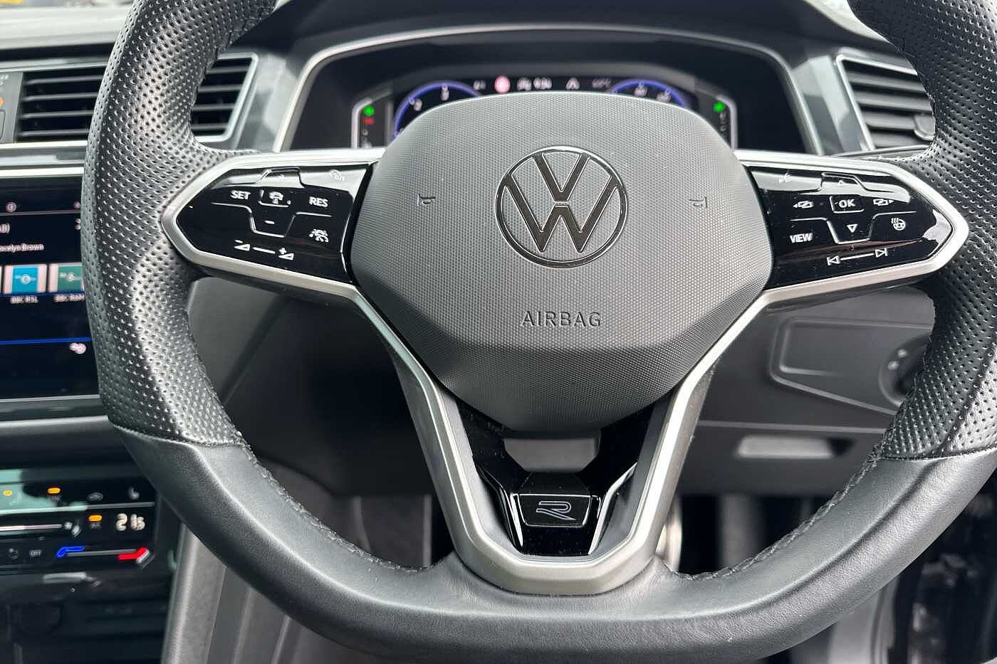 Volkswagen Tiguan 2.0 TDI (150PS) R-Line SCR 4Motion DSG