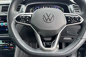 Volkswagen Tiguan 2.0 TDI (150PS) R-Line SCR 4Motion DSG