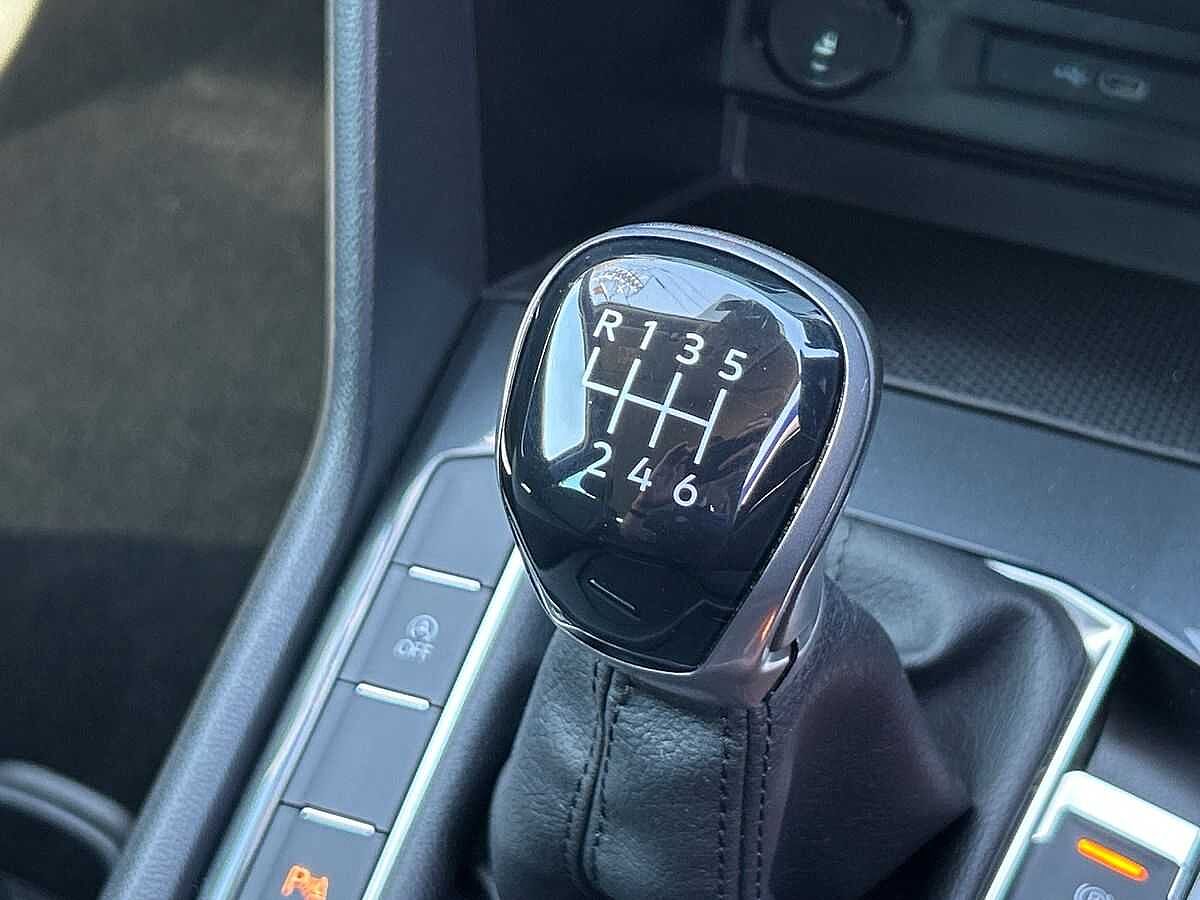 Volkswagen Tiguan 1.5 TSI (150ps) Life EVO Manual 5 door