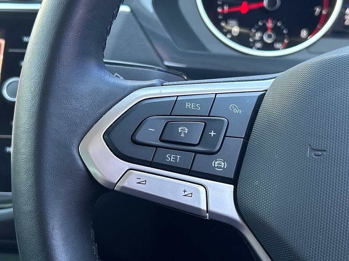 Volkswagen Tiguan 1.5 TSI (150ps) Life EVO Manual 5 door