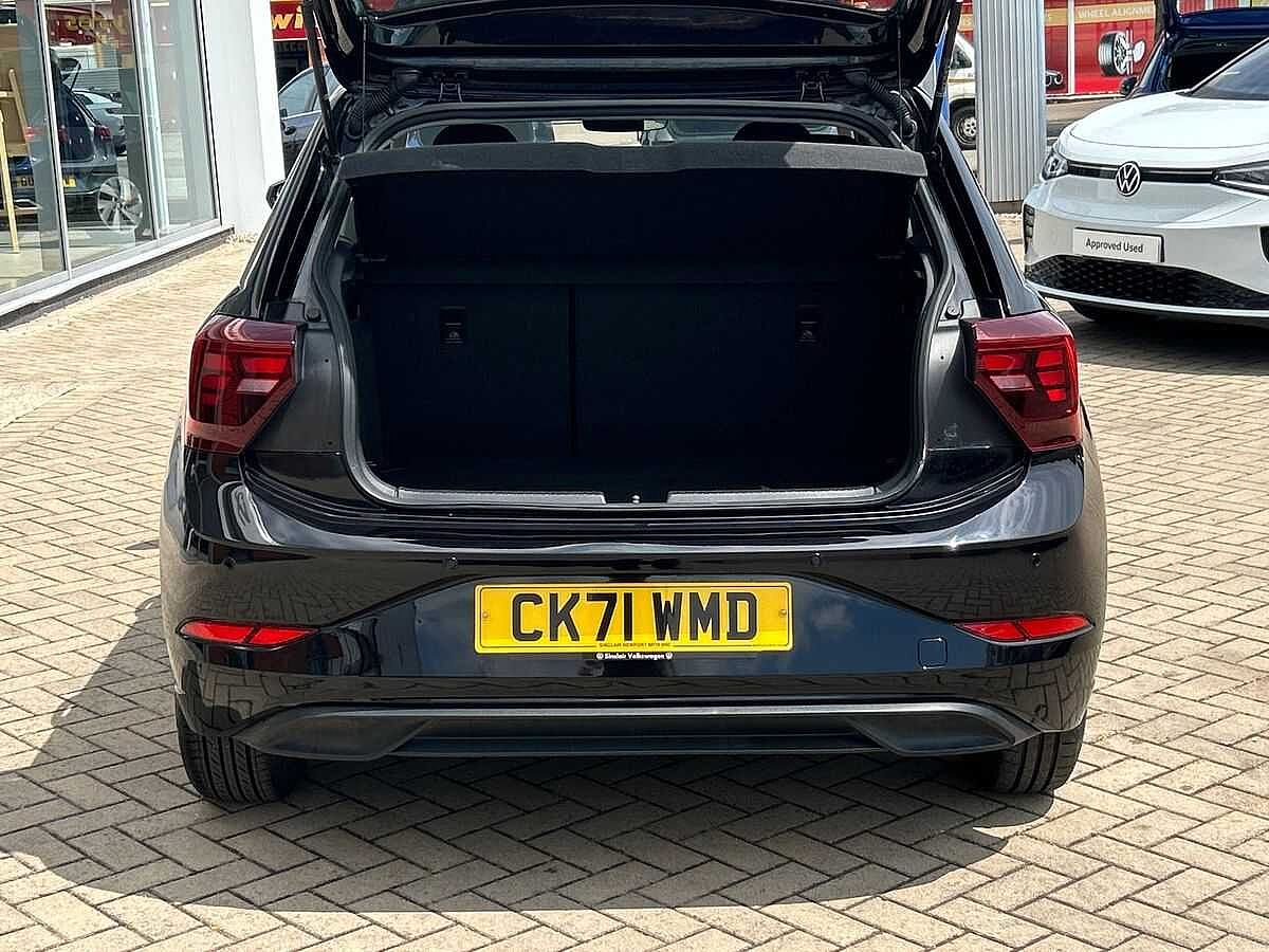 Volkswagen Polo MK6 Facelift (2021) 1.0 TSI 95PS Life