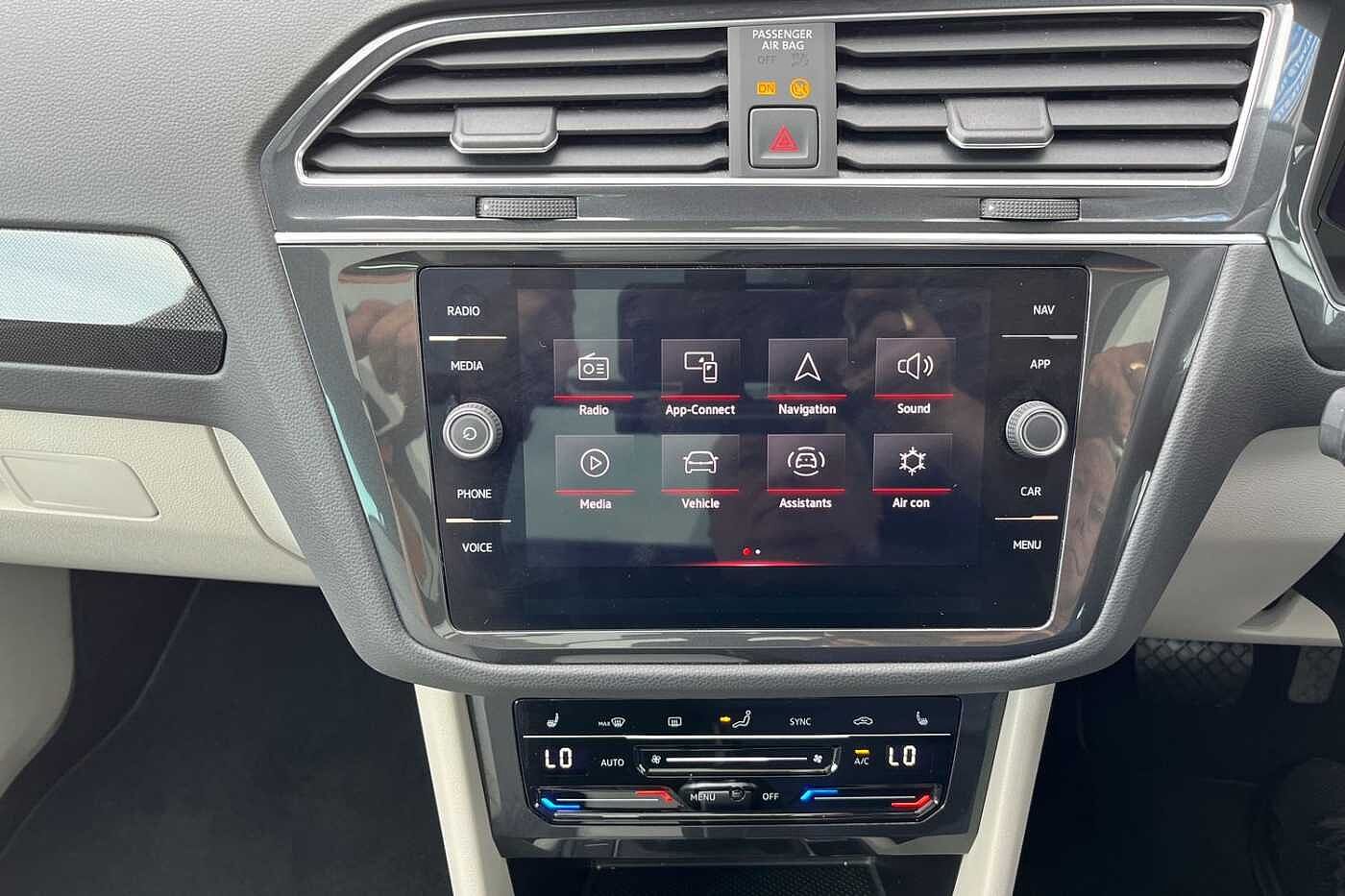 Volkswagen Tiguan 1.5 TSI Elegance SUV 5dr Petrol DSG Euro 6 (s/s) (150 ps)